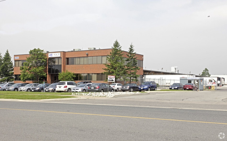 6900 Tranmere Dr, Mississauga, ON for lease - Primary Photo - Image 1 of 8