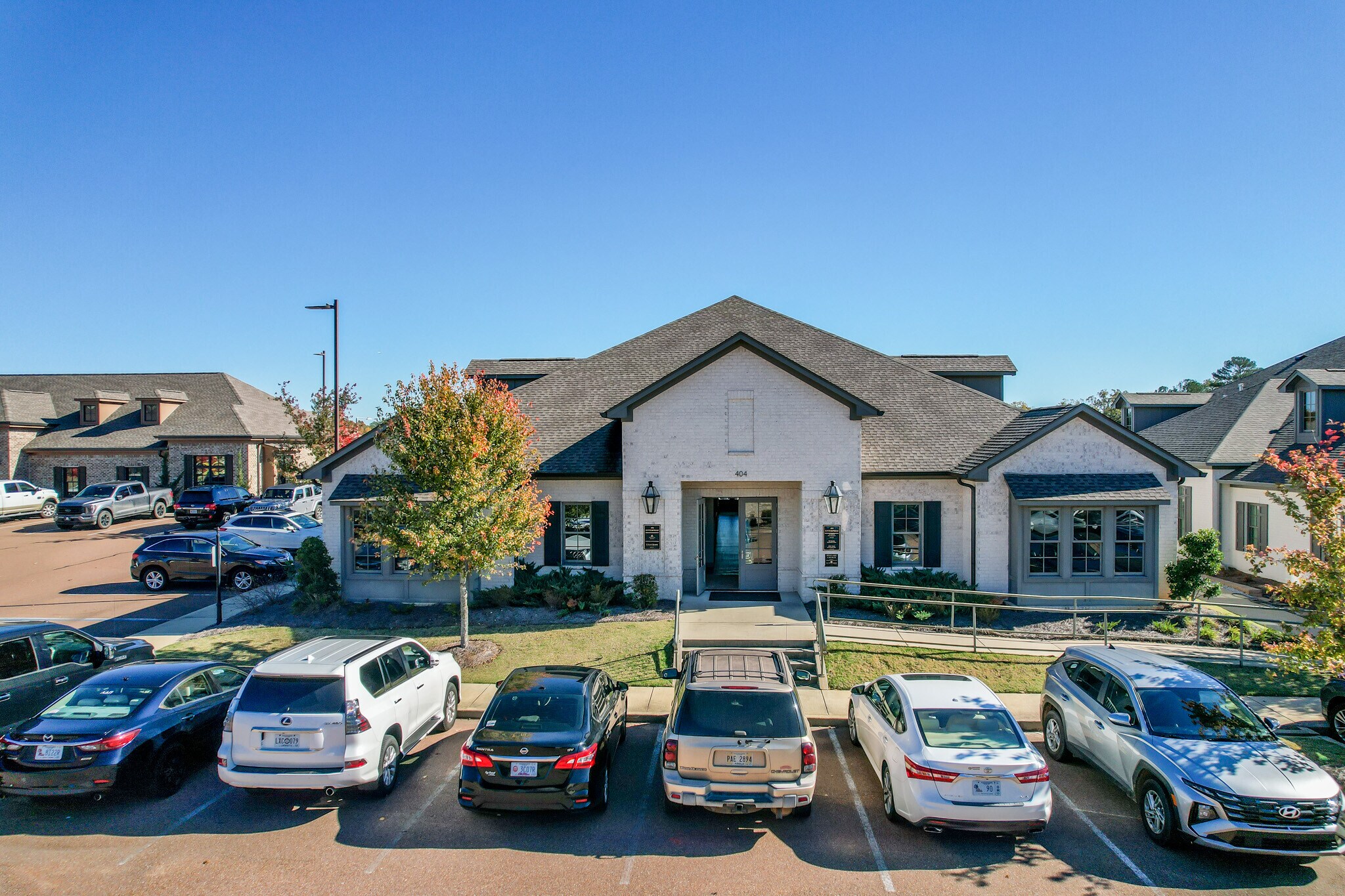 404 Enterprise Dr, Oxford, MS à vendre Photo du bâtiment- Image 1 de 44