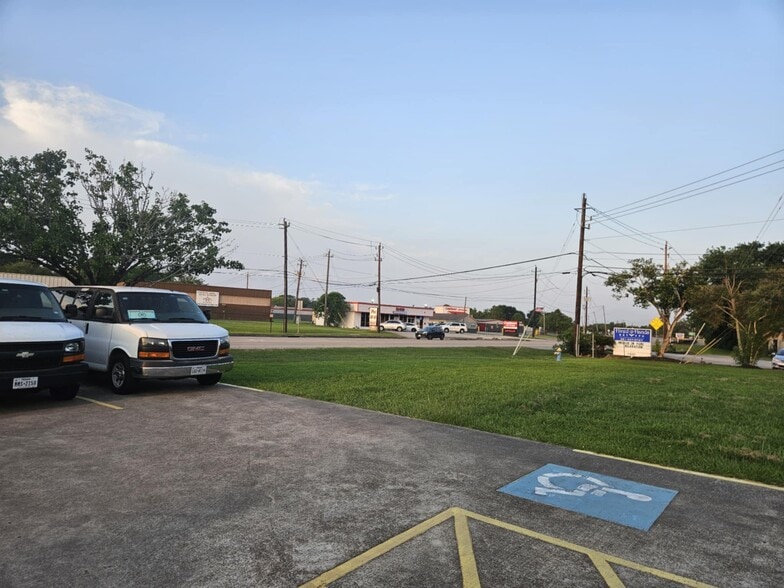 2008 Broadway St, Pearland, TX à vendre - Photo du bâtiment - Image 2 de 8