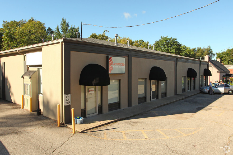 2908 Brownsboro Rd, Louisville, KY for lease - Building Photo - Image 3 of 6