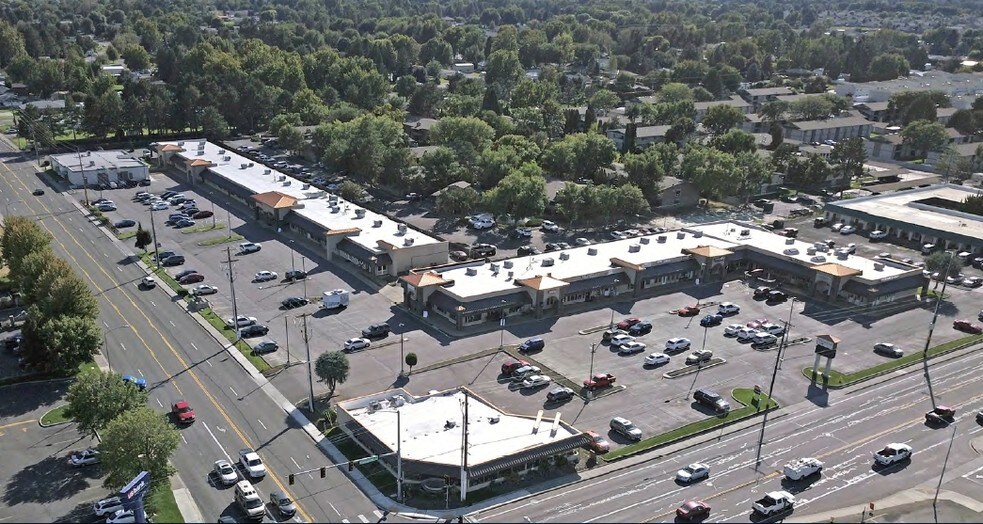 5215 Clearwater Ave, Kennewick, WA à vendre - Aérien - Image 2 de 61