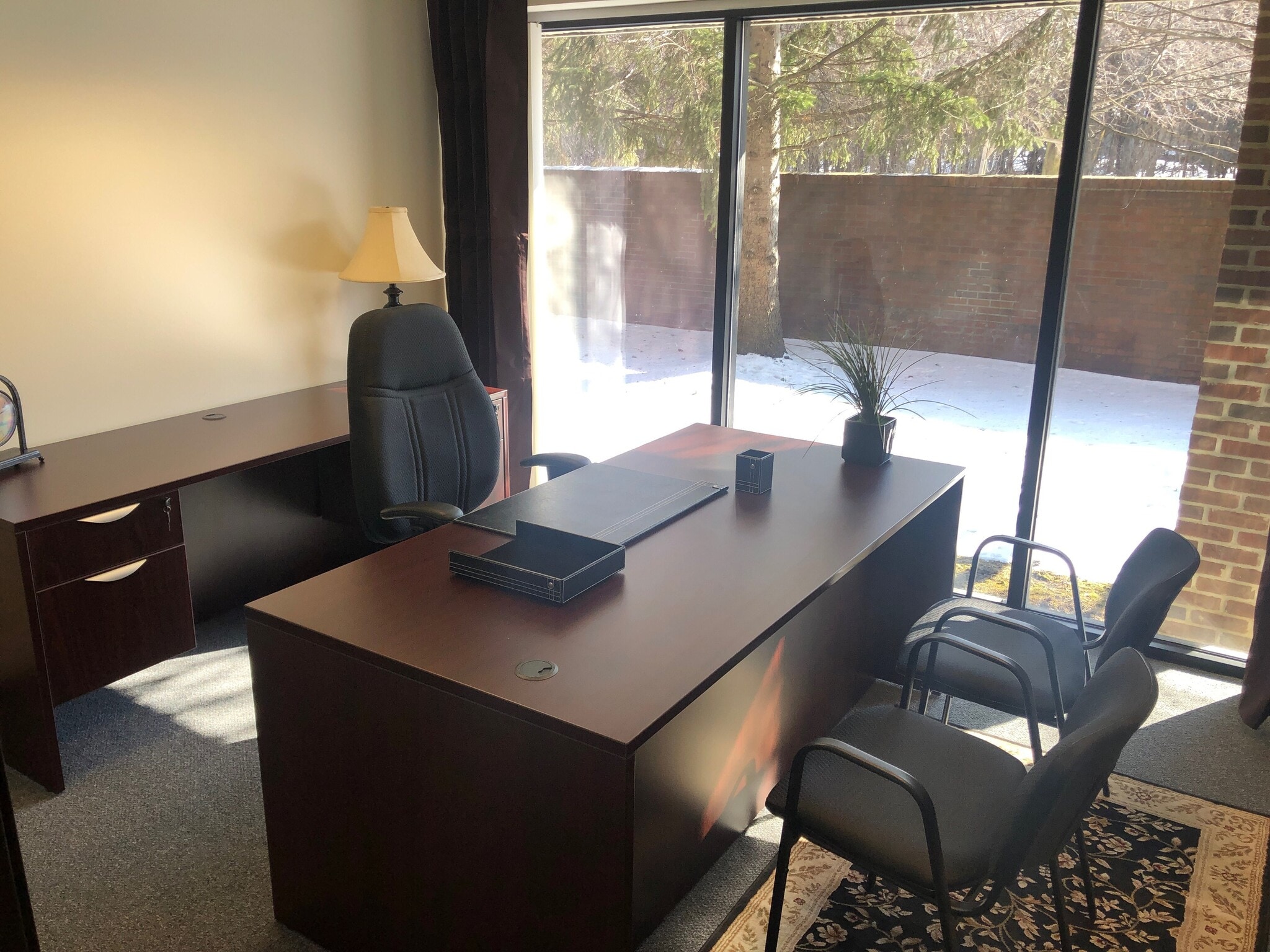 7 W Square Lake Rd, Bloomfield Hills, MI à louer Photo intérieure- Image 1 de 1