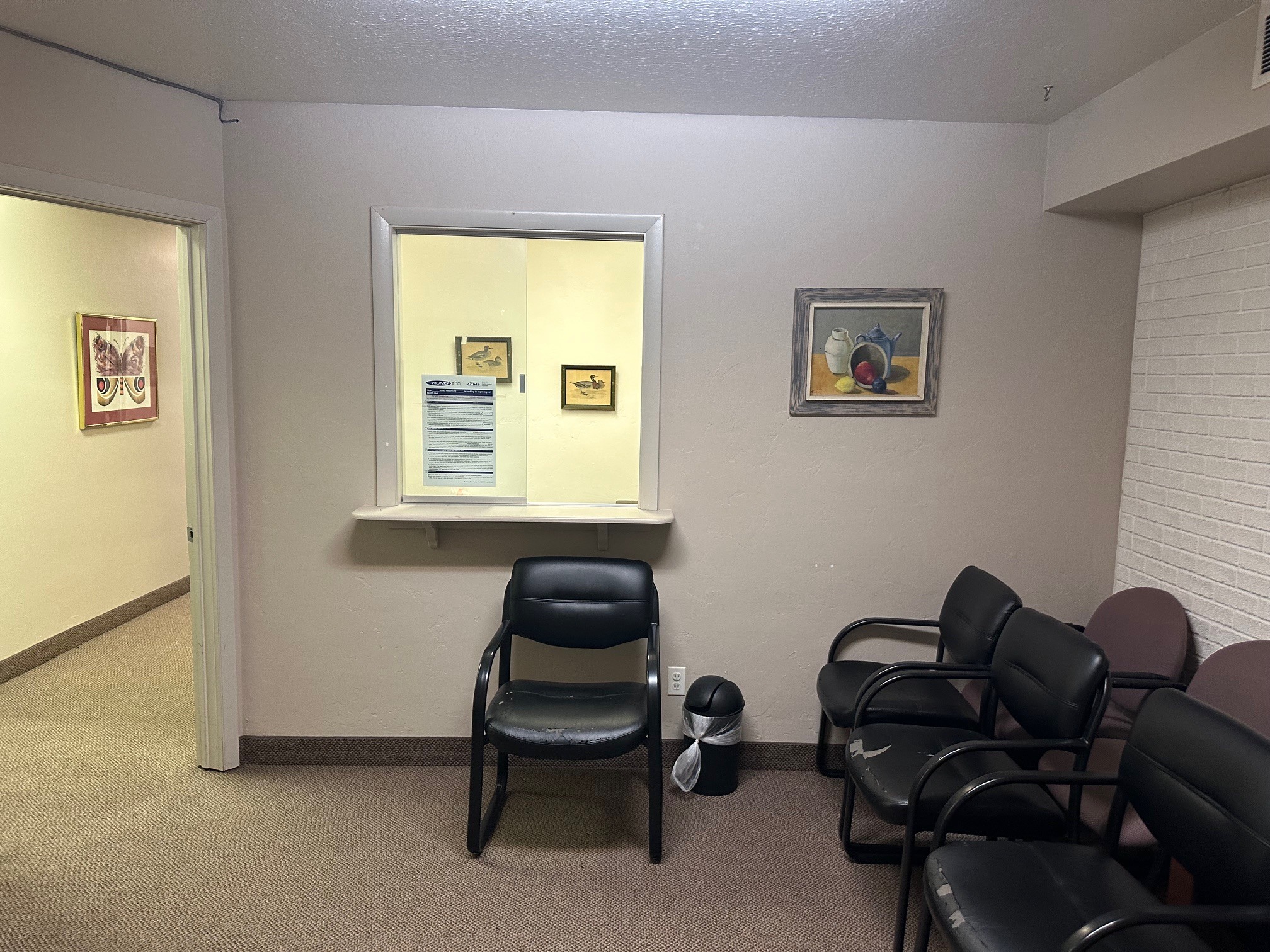 26151 Euclid Ave, Euclid, OH à louer Photo intérieure- Image 1 de 7