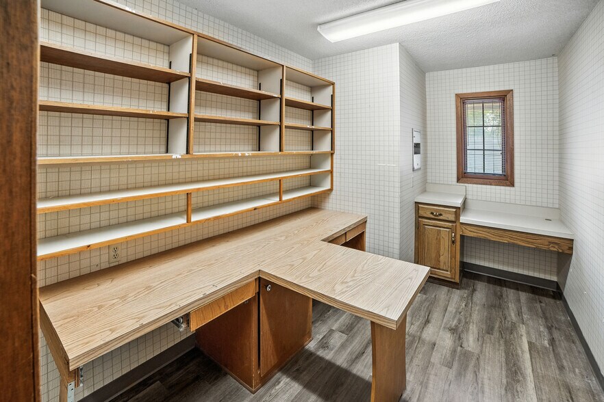 515 N Summit St, Arkansas City, KS à louer - Photo intérieure - Image 3 de 7