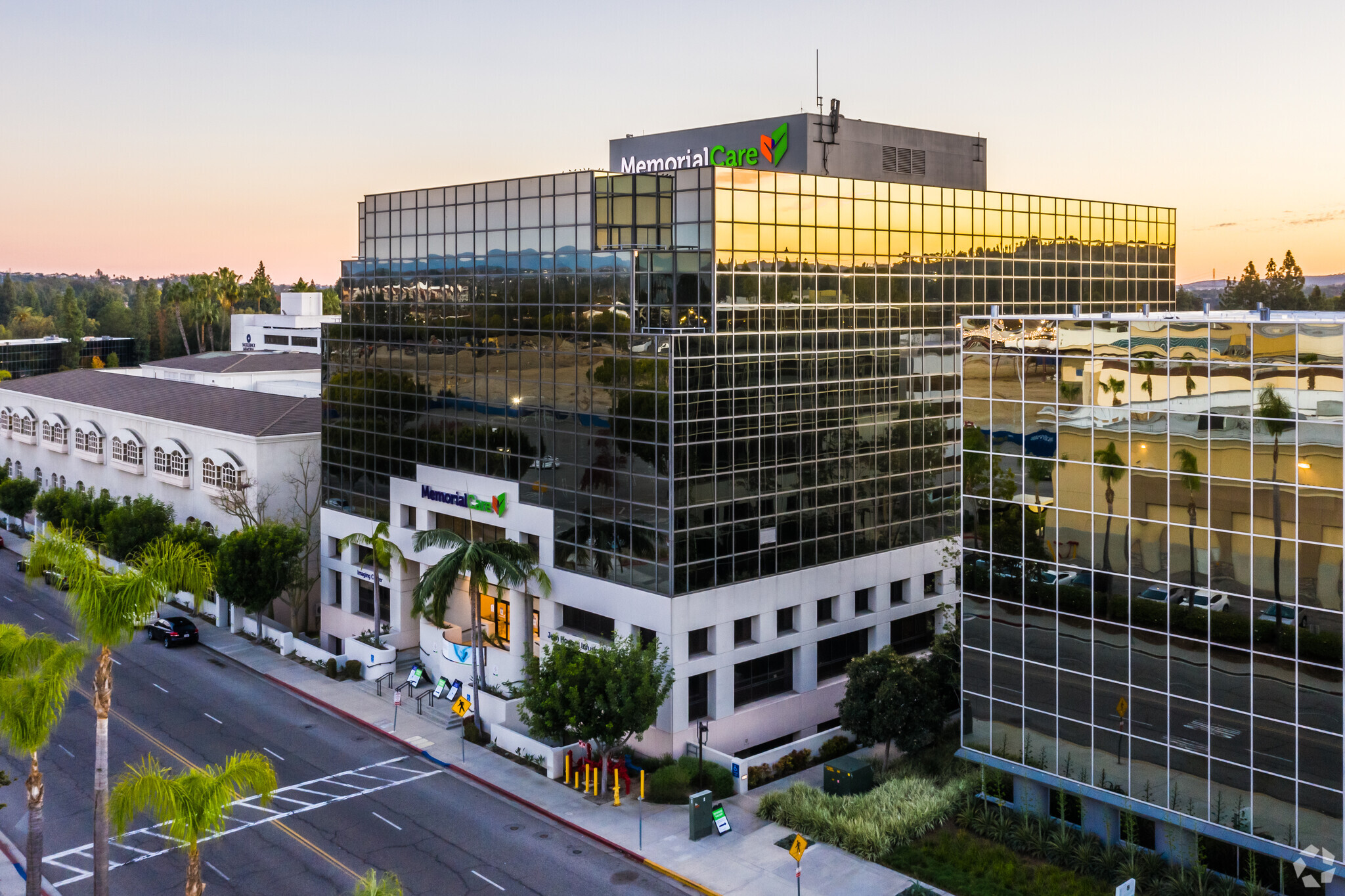 24411 Health Center Dr, Laguna Hills, CA for sale Primary Photo- Image 1 of 1