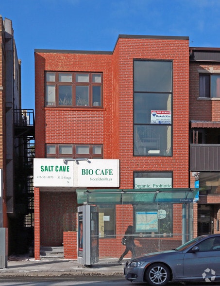 3310 Yonge St, Toronto, ON à louer - Photo du bâtiment - Image 3 de 7