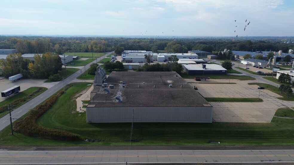 2946 Janet dr, Waterloo, IA à vendre - Photo du bâtiment - Image 3 de 20