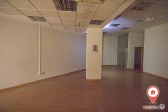 Retail in Cuenca, Cuenca for lease Interior Photo- Image 2 of 3