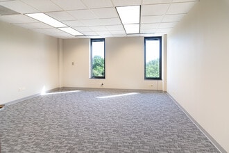 4415 W Harrison St, Hillside, IL for lease Interior Photo- Image 2 of 3