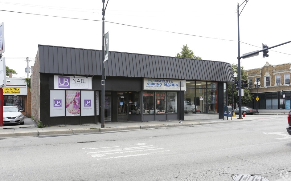 2555-2559 W Lawrence Ave, Chicago, IL for lease - Building Photo - Image 2 of 6