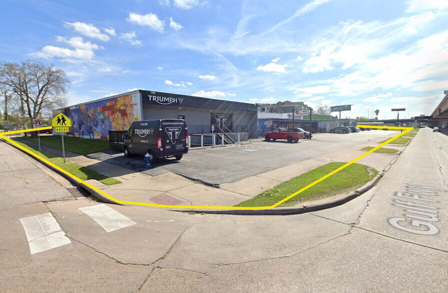 Gulf Fwy 4-Building Portfolio portefeuille de 4 propriétés à vendre sur LoopNet.ca - Photo du bâtiment - Image 3 de 16