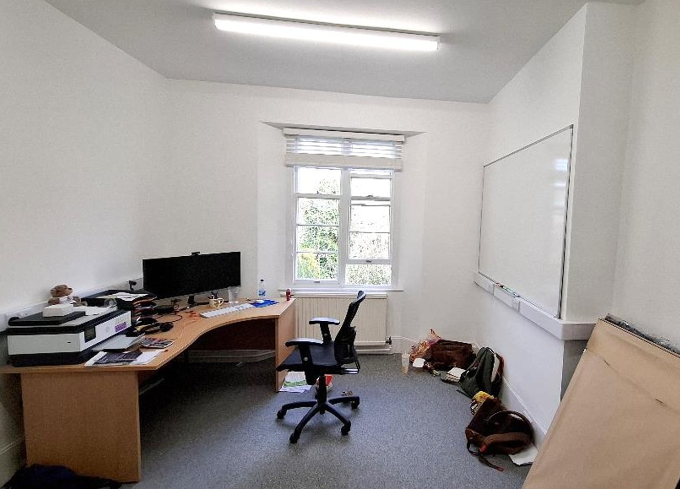 17 Courtenay Park, Newton Abbot for lease Interior Photo- Image 1 of 1