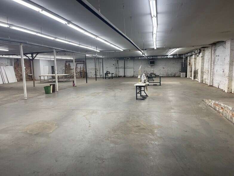 117 First Ave, Thomson, GA for lease - Interior Photo - Image 2 of 25