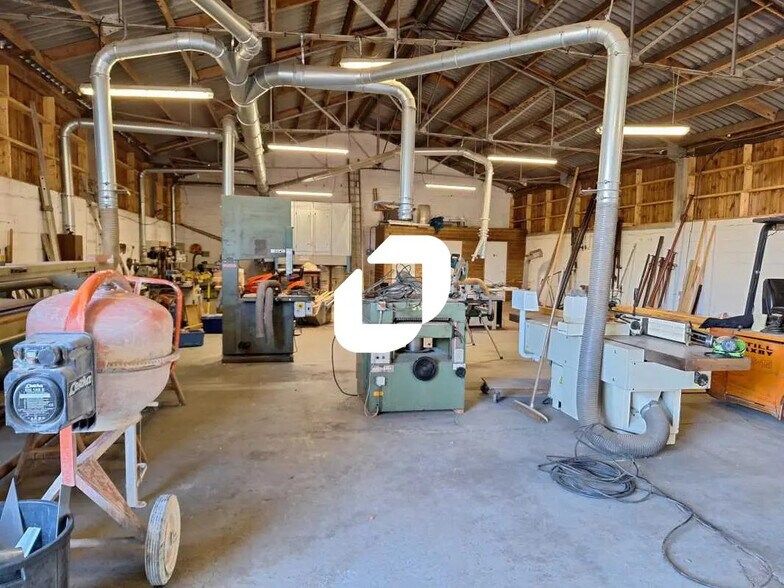 Flex dans Sainte-Eulalie à louer - Photo intérieure - Image 2 de 6