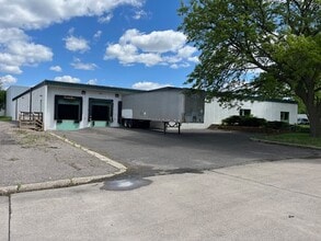 2845 S Anthony Ln, Saint Anthony, MN for lease Building Photo- Image 1 of 7