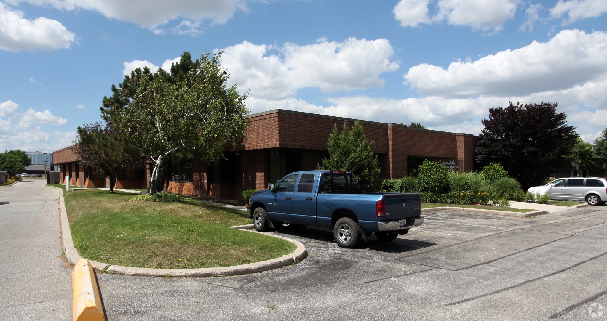 3035 Orlando Dr, Mississauga, ON for sale Primary Photo- Image 1 of 1