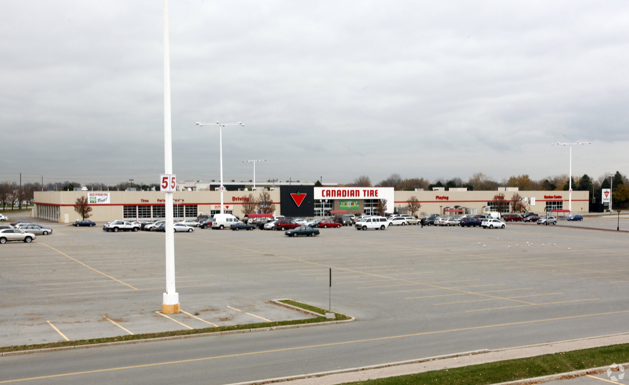 777 Guelph Line, Burlington, ON à louer Photo principale- Image 1 de 3