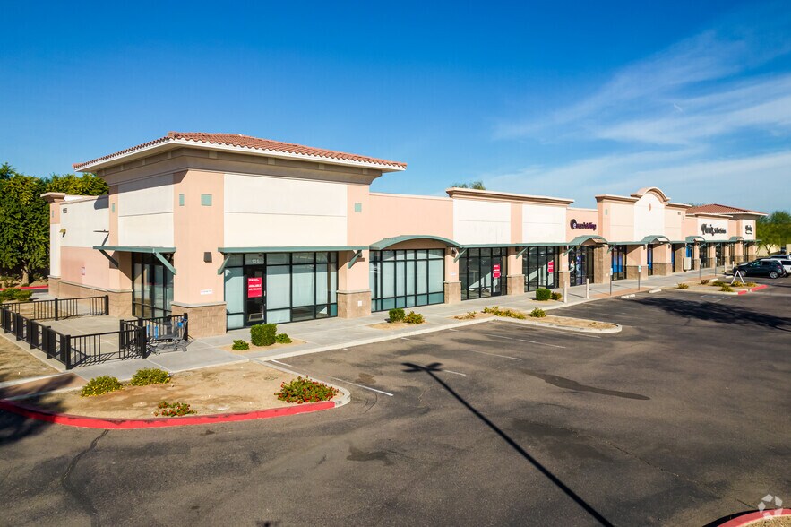 1855 S Country Club Dr, Mesa, AZ for lease - Building Photo - Image 1 of 20