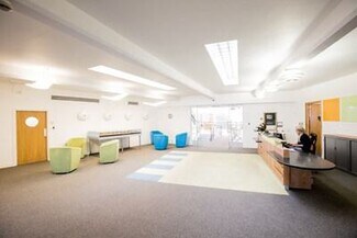 More details for Beehive Ring Rd, Gatwick - Coworking for Lease