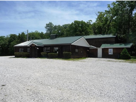 18340 Monroe Rd, Stoutsville, MO for sale - Primary Photo - Image 1 of 1