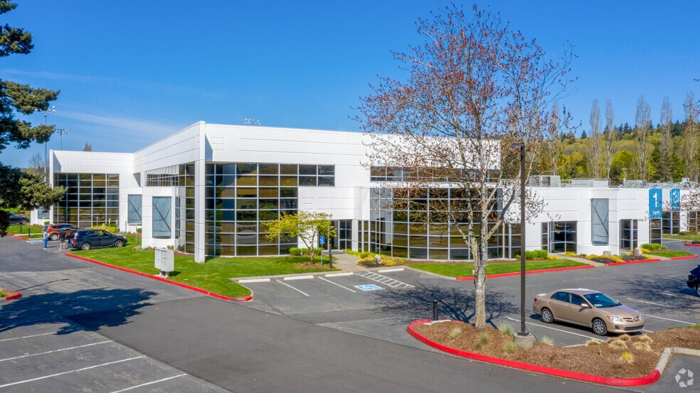 18912 North Creek Pky, Bothell, WA à louer - Photo du bâtiment - Image 1 de 3