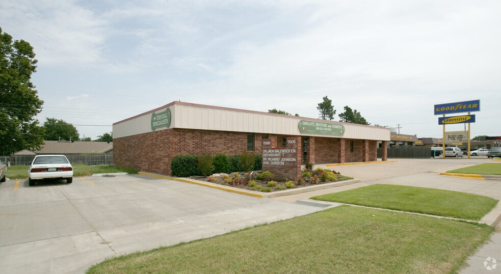 7505-7509 NW 23rd St, Bethany, OK à vendre - Photo du bâtiment - Image 2 de 3