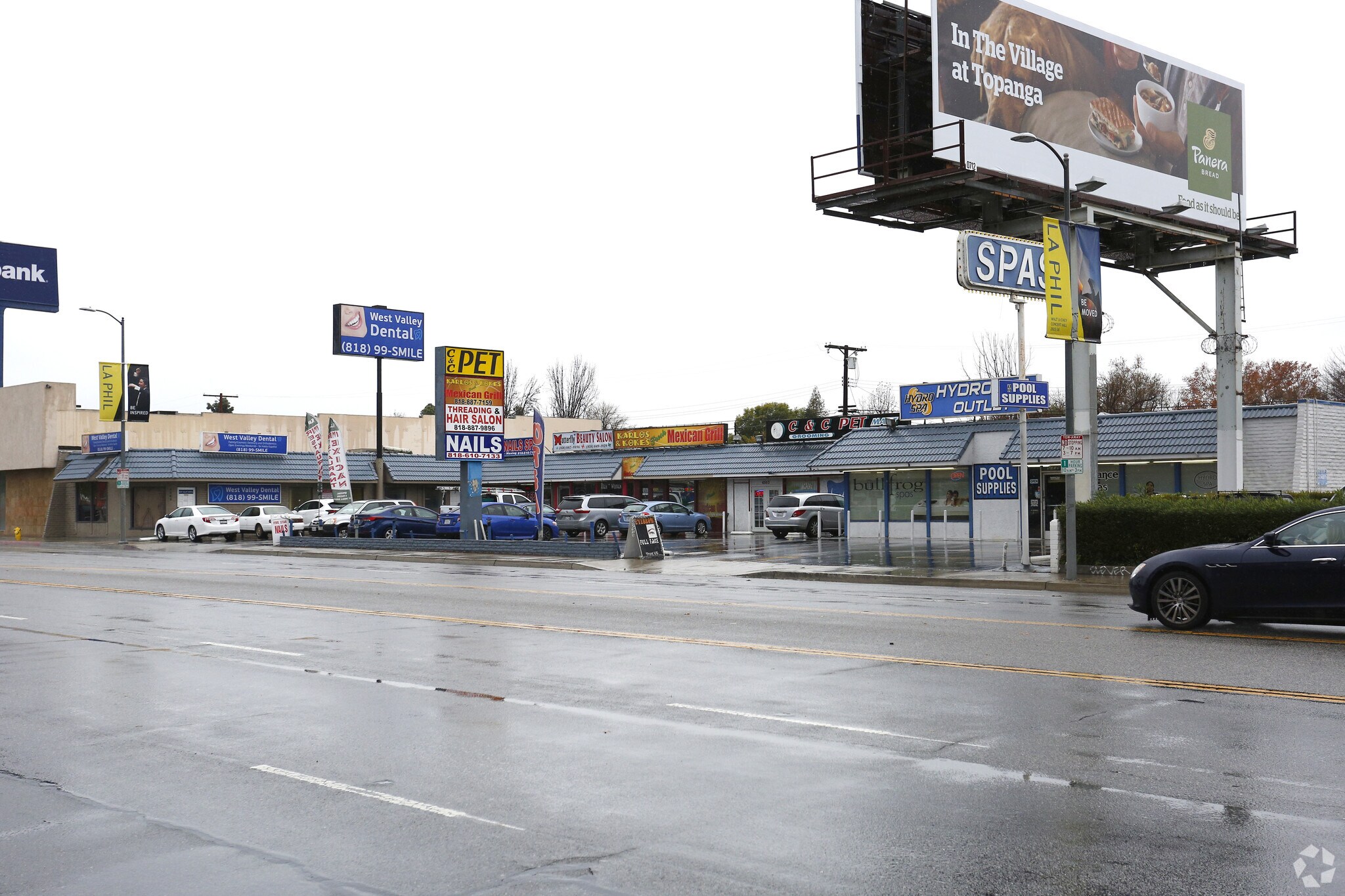 6543-6559 Topanga Canyon Blvd, Woodland Hills, CA for lease Building Photo- Image 1 of 5