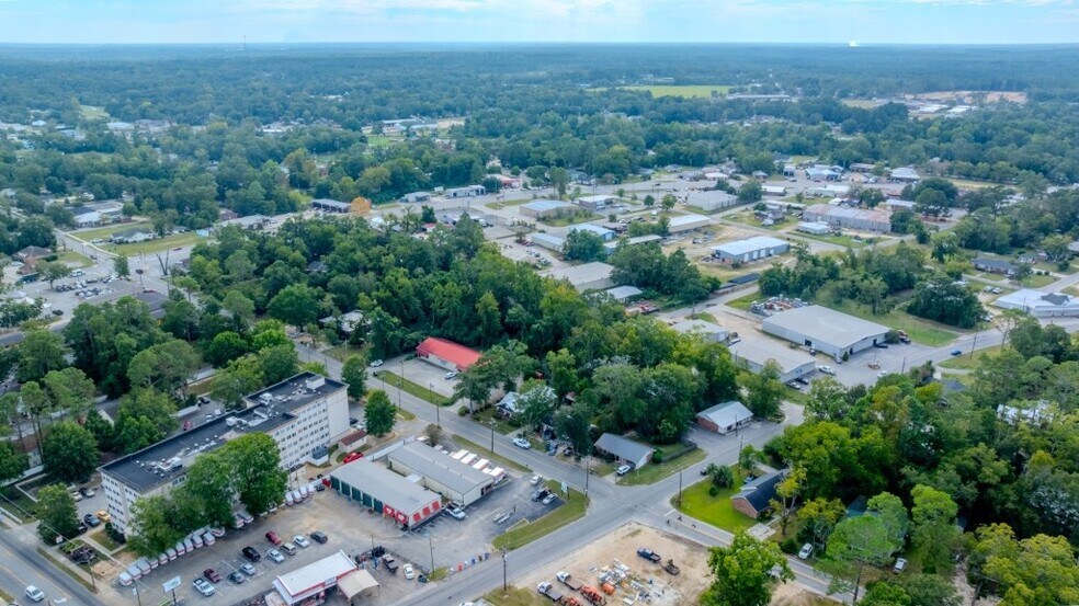 244 N College St, Statesboro, GA à vendre - Photo du bâtiment - Image 3 de 28