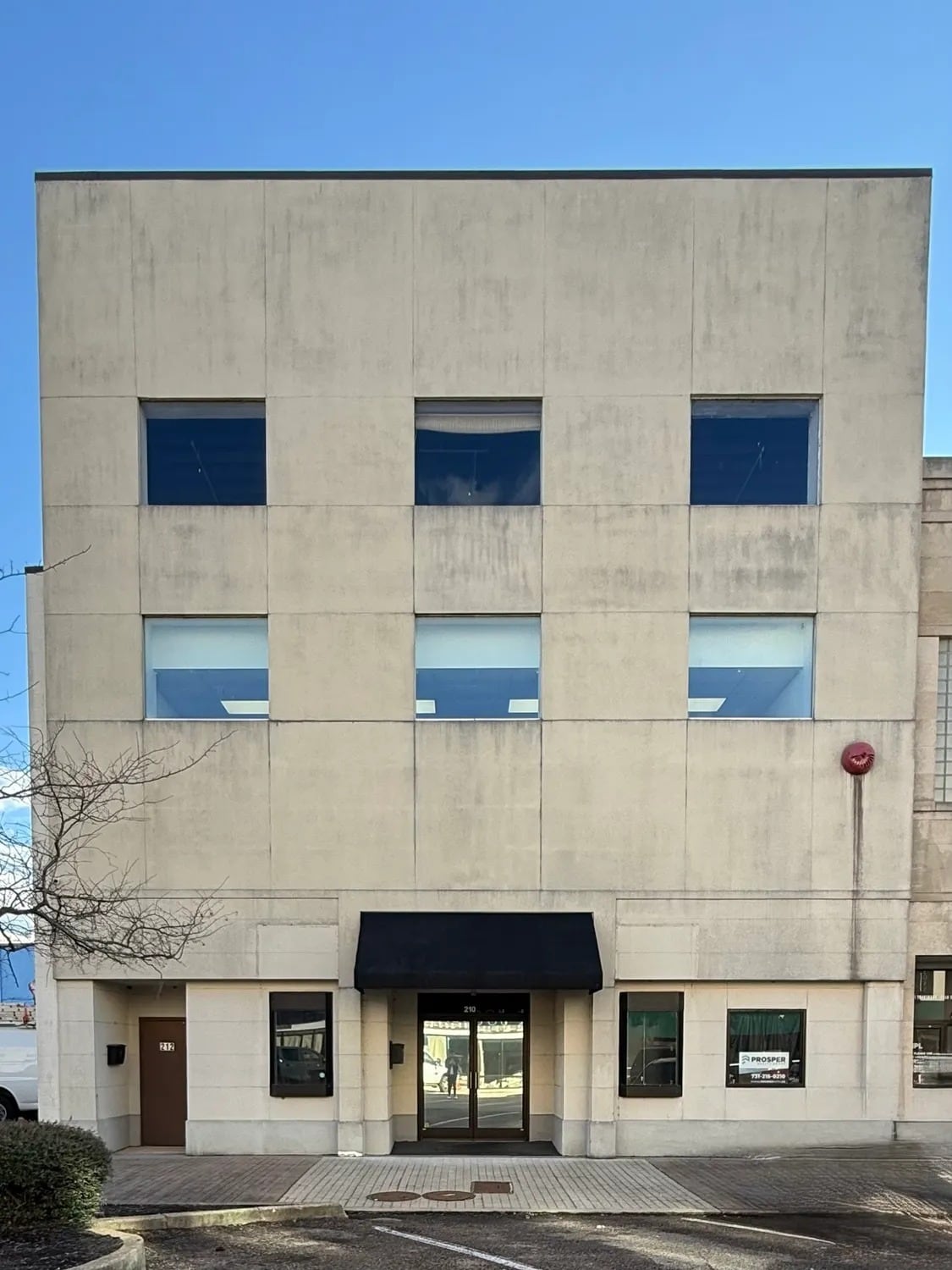 210-212 E Lafayette St, Jackson, TN à louer Photo du bâtiment- Image 1 de 28