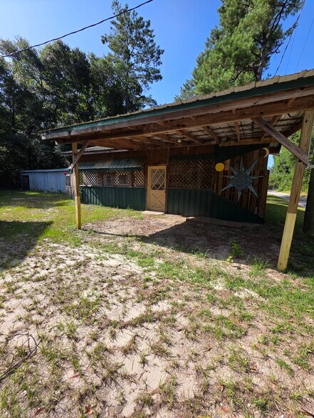 109 Lilly Pad Rd, Leakesville, MS à vendre - Photo du bâtiment - Image 2 de 7