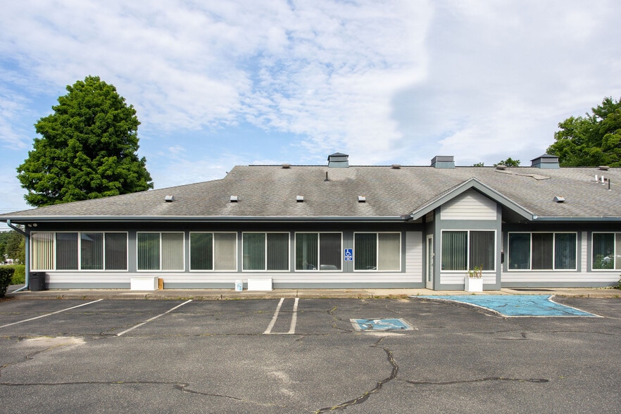 789 Main St, Great Barrington, MA for sale - Building Photo - Image 2 of 20
