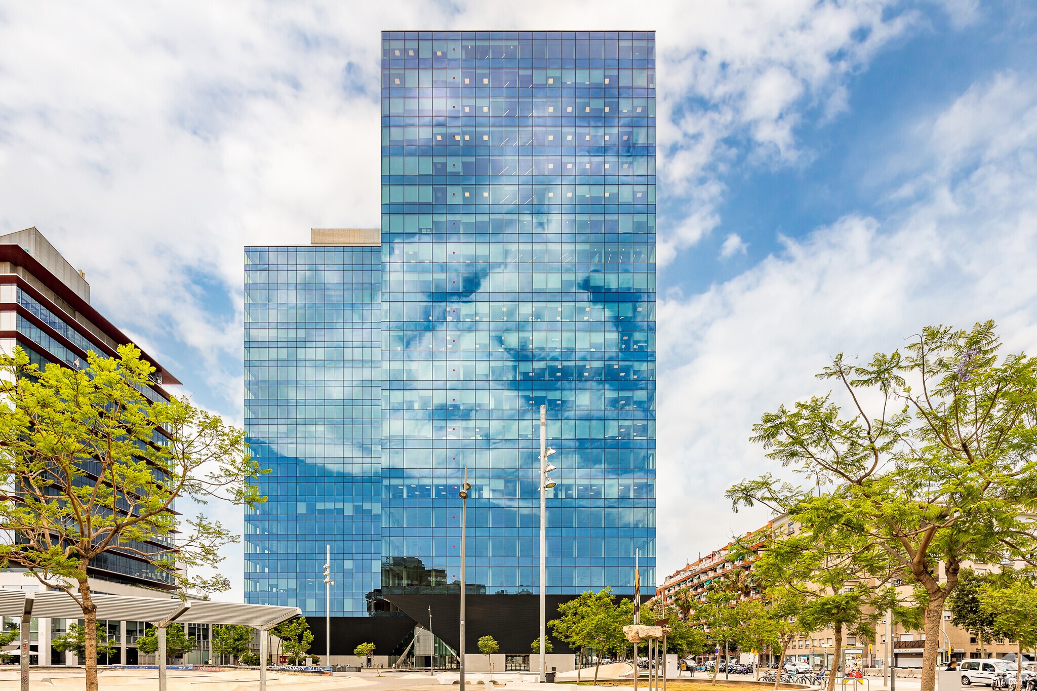 Passeig de la Zona Franca, 101-105, Barcelona, Barcelona for lease Primary Photo- Image 1 of 8