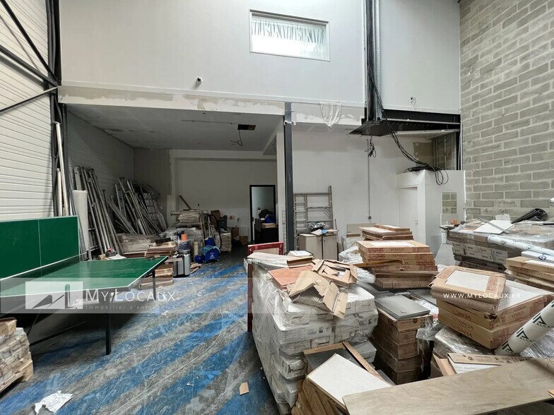 Industrial in Cormeilles-en-Parisis for lease - Interior Photo - Image 3 of 3