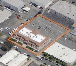 819-829 Cowan Rd, Burlingame, CA - AÉRIEN Vue de la carte