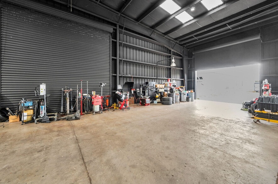 11615 Perpetual Dr, Odessa, FL à louer - Photo du bâtiment - Image 3 de 6