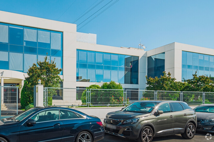 Calle del Musgo, 3, Madrid, Madrid for lease - Primary Photo - Image 1 of 5