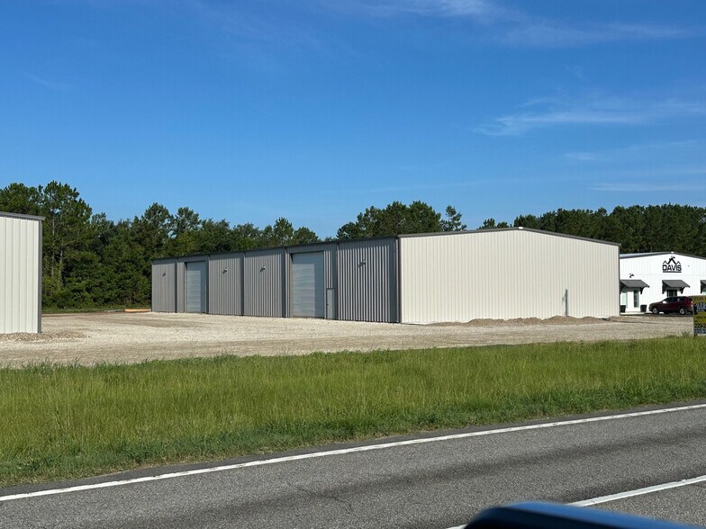 3304 Hutchinson Ave, Adel, GA à louer - Photo du bâtiment - Image 2 de 11