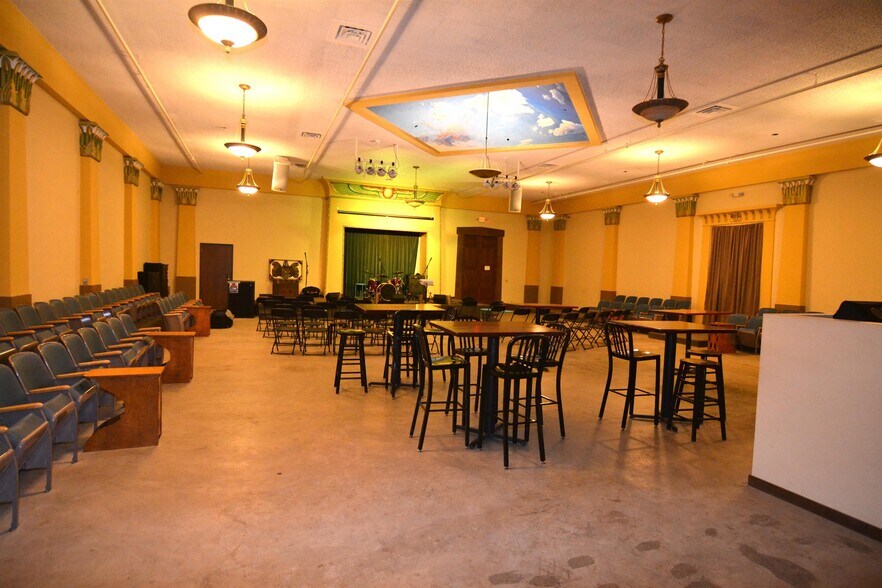 130 N 1st St, Wausau, WI à louer - Photo intérieure - Image 3 de 17