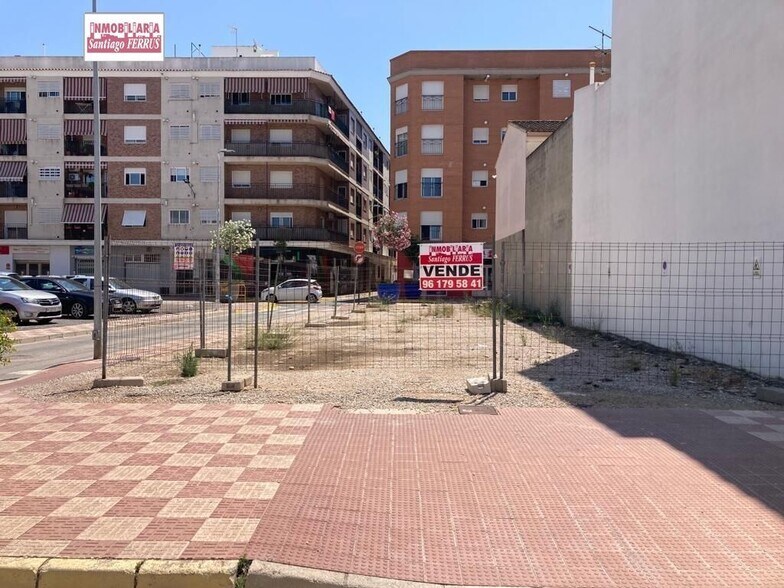 Manuel Chaques, Almussafes Calle, 25, Almussafes, Valencia à vendre - Photo du bâtiment - Image 2 de 3