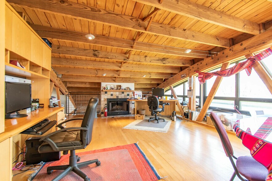 1703 Darrow Ave, Evanston, IL for lease - Interior Photo - Image 3 of 7