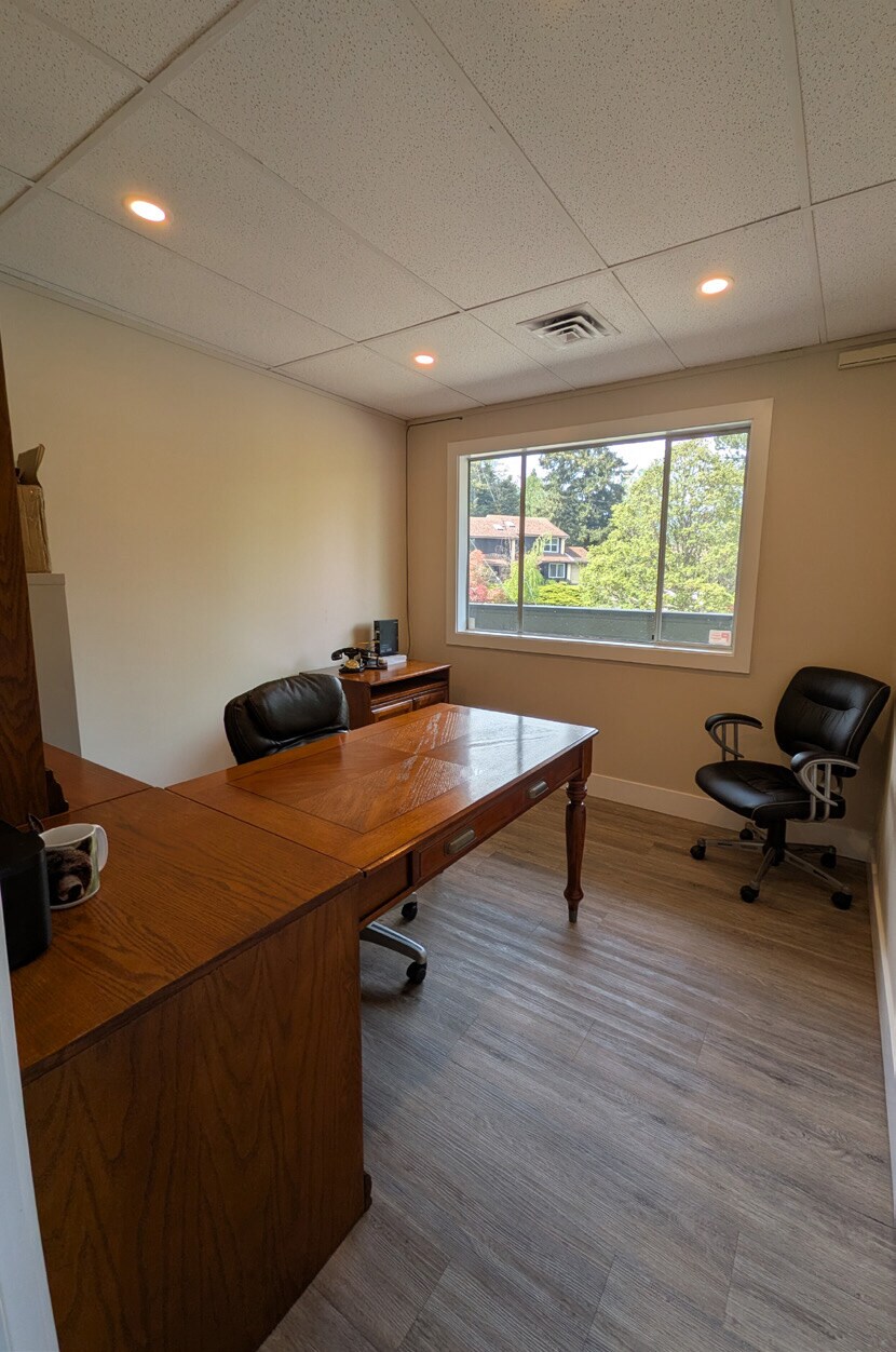 4086 Shelbourne St, Victoria, BC for lease Interior Photo- Image 1 of 5