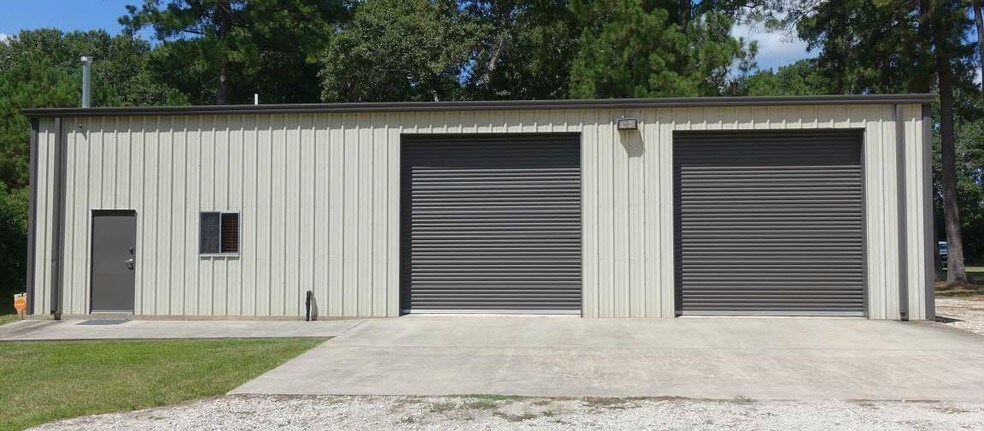 24119 Lenze Rd, Spring, TX à louer - Photo du bâtiment - Image 2 de 6