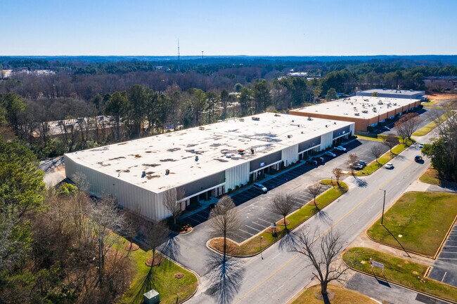 Plus de détails pour 5335-5353 Snapfinger Woods Dr, Decatur, GA - Industriel à louer
