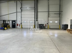 Industrial in Lieusaint for lease Interior Photo- Image 2 of 3