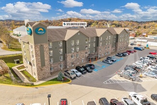 More details for 975 Sheffield St, Washington, PA - Hospitality for Sale