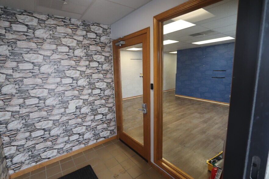 3471 E Grand River Ave, Howell, MI à louer - Photo du bâtiment - Image 3 de 20