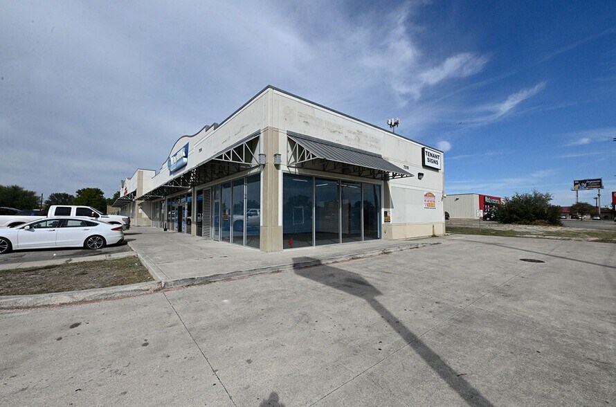 7519 Marbach Rd, San Antonio, TX for lease - Building Photo - Image 2 of 4