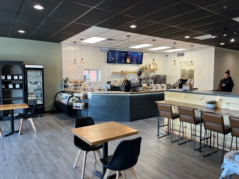 18960 NE 23rd St, Harrah, OK for lease - Interior Photo - Image 2 of 7