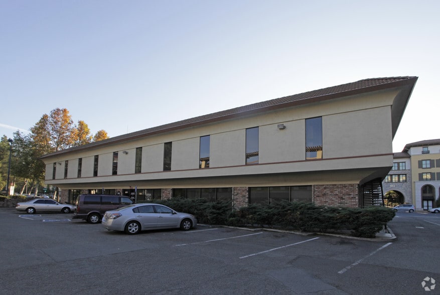 1812-1820 Galindo St, Concord, CA à louer - Photo du bâtiment - Image 2 de 3