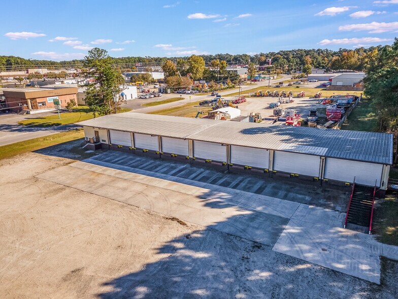 161 Center St, Jacksonville, NC à louer - Photo du bâtiment - Image 2 de 43